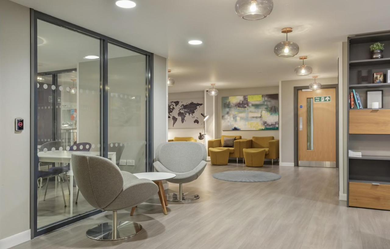 Joivy Affordable Edinburgh - Adults Only Hotell Eksteriør bilde